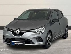 Utilisé 2023 Renault Clio V Evolution Berline | 16 299 € (Prix assez cher)