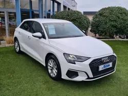 Utilisé 2023 Audi A3 Sportback Design Berline | 29 670 € (Bon prix)