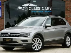 Gris Utilisé 2017 VW Tiguan Highline SUV | 19 990 € (Prix juste)