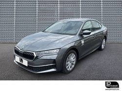Gris Utilisé 2024 Skoda Octavia Selection | 29 990 € (Prix juste)