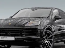Utilisé 2023 Porsche Cayenne SUV | 121 800 € (Prix cher)