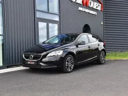 Noir Utilisé 2019 Volvo V40 Business Edition Break | 15 990 €