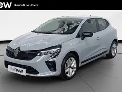 Gris Utilisé 2024 Renault Clio V Evolution Berline | 19 590 € (Prix assez cher)