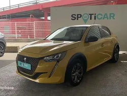 Jaune Utilisé 2022 Peugeot e-208 Allure Citadine | 16 499 € (Prix juste)