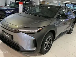 Gris Nouvelle 2025 Toyota bZ4X SUV | 35 900 € (Bon prix)