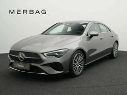 Gris Utilisé 2024 Mercedes CLA180 Berline | 33 323 € (Prix juste)