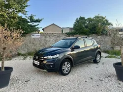 Gris Utilisé 2022 Dacia Sandero Comfort Citadine | 16 990 € (Prix juste)