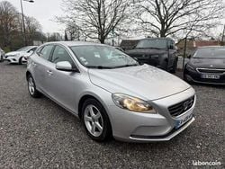 Gris Occasion 2016 Volvo V40 Kinetic Citadine | 9 690 €