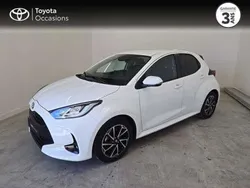 Utilisé 2022 Toyota Yaris Hybrid Design Berline | 19 990 € (Prix juste)