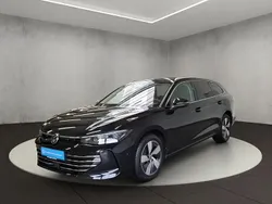 Noir Utilisé 2024 VW Passat Elegance Break | 48 100 €