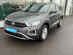 Utilisé 2023 VW T-Roc Life SUV | 24 990 € (Prix juste)