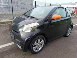 Noir Utilisé 2011 Toyota iQ Luna Citadine | 2 900 € (Prix cher)