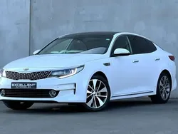 Blanc Utilisé 2017 Kia Optima Berline | 11 950 € (Prix juste)