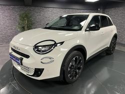 Blanc Occasion 2024 Fiat 600 La Prima SUV | 20 990 € (Prix juste)