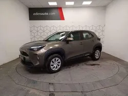 Utilisé 2024 Toyota Yaris Hybrid | 23 990 € (Prix juste)