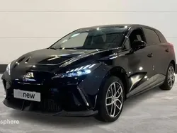Noir Utilisé 2023 MG MG4 EV Luxury Citadine | 22 499 € (Prix juste)
