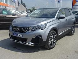 Gris Utilisé 2019 Peugeot 3008 Allure SUV | 15 980 € (Prix juste)
