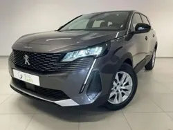 Gris Utilisé 2023 Peugeot 5008 Active Monospace | 35 490 €