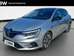 Gris Utilisé 2024 Renault Mégane IV Techno Berline | 24 290 € (Prix juste)