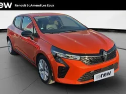 Orange Utilisé 2023 Renault Clio V Evolution Berline | 16 999 € (Prix juste)