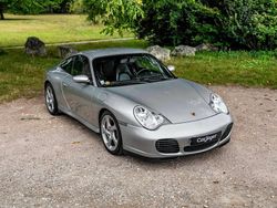 Gris Utilisé 2004 Porsche 911 Carrera 4S Coupé | 46 000 € (Prix juste)