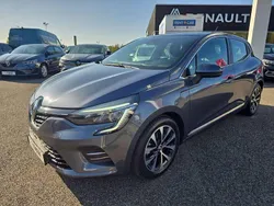 Gris Utilisé 2022 Renault Clio V Intens Citadine | 15 490 € (Prix juste)