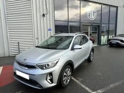 Gris aluminium métallisé Utilisé 2021 Kia Stonic Active SUV | 14 990 €