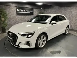 Blanc Utilisé 2021 Audi A3 Sportback e-tron Design Berline | 25 990 € (Super prix)