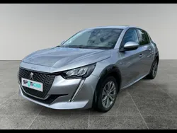 Gris Utilisé 2022 Peugeot e-208 Allure Citadine | 17 990 € (Prix juste)