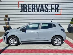 Nouvelle 2025 Renault Clio V Evolution Berline | 19 990 € (Prix juste)