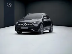 Noir Utilisé 2022 Mercedes GLA200 AMG line SUV | 39 900 € (Prix assez cher)