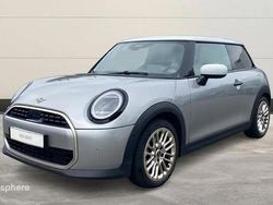 Utilisé 2024 Mini Cooper Favoured Citadine | 28 999 € (Prix juste)