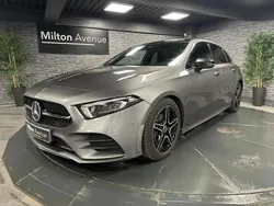 Gris Utilisé 2023 Mercedes A200 AMG line Berline | 29 990 € (Bon prix)
