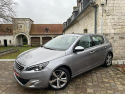 Utilisé 2015 Peugeot 308 Allure Berline | 7 990 € (Prix juste)