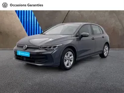 Gris Utilisé 2024 VW Golf VIII Life Berline | 23 998 € (Bon prix)