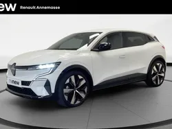 Blanc Utilisé 2023 Renault Mégane Techno Berline | 29 999 € (Prix juste)