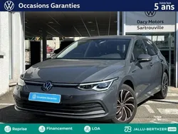Gris Utilisé 2024 VW Golf VIII Style | 29 889 € (Prix juste)