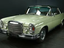 Vert Utilisé 1970 Mercedes 280 SE Coupé | 87 900 €
