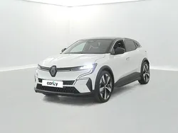 Blanc Utilisé 2022 Renault Mégane Techno Berline | 22 470 € (Prix juste)