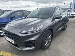 Gris Utilisé 2022 Ford Kuga ST-Line SUV | 27 499 € (Prix juste)