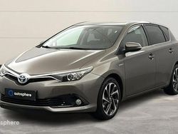Occasion 2017 Toyota Auris Hybrid Design Berline | 16 299 € (Prix juste)