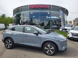 Gris argile (spéciale) Utilisé 2023 Nissan Qashqai SUV | 24 990 € (Bon prix)