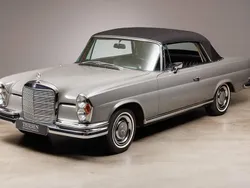 Gris Utilisé 1967 Mercedes 250 SE Cabriolet | 178 500 €