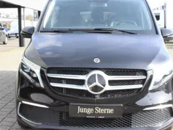 Utilisé 2022 Mercedes V300 Avantgarde Monospace | 63 960 € (Super prix)