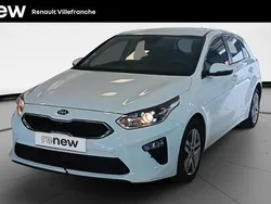 Blanc Utilisé 2020 Kia Ceed Active Berline | 14 490 € (Prix juste)