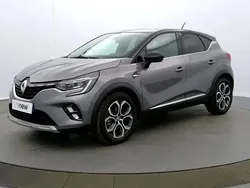 Gris Utilisé 2020 Renault Captur Intens SUV | 17 950 € (Prix juste)