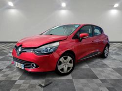 Rouge Utilisé 2014 Renault Clio IV Zen Berline | 8 990 € (Prix juste)