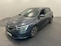 Gris Utilisé 2022 Renault Mégane IV Techno Berline | 22 490 € (Prix assez cher)