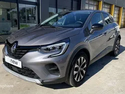 Gris Utilisé 2024 Renault Captur Evolution SUV | 18 199 € (Prix juste)