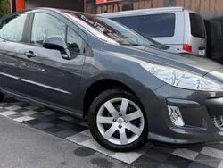 Utilisé 2008 Peugeot 308 Premium Berline | 3 490 € (Bon prix)